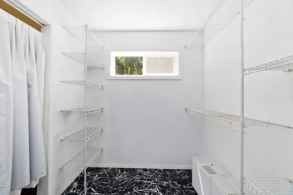 $699,000 | 98 Kaiwiki Road, Hilo, HI 96720