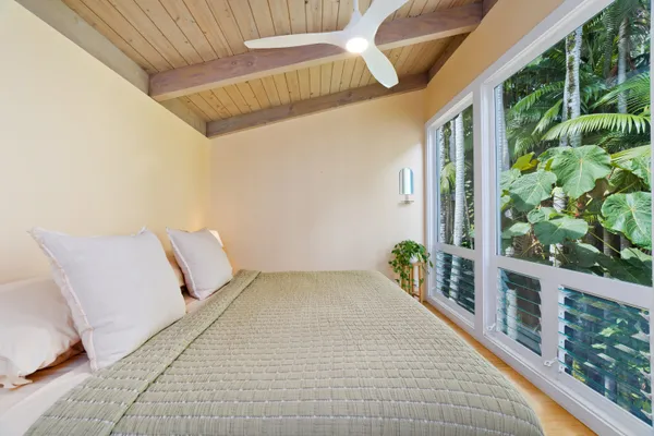 $699,000 | 98 Kaiwiki Road, Hilo, HI 96720