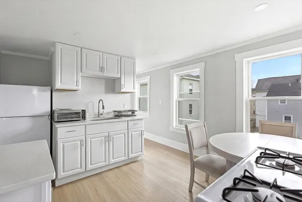 $789,900 | 81 Ward Street, Worcester, MA 01610