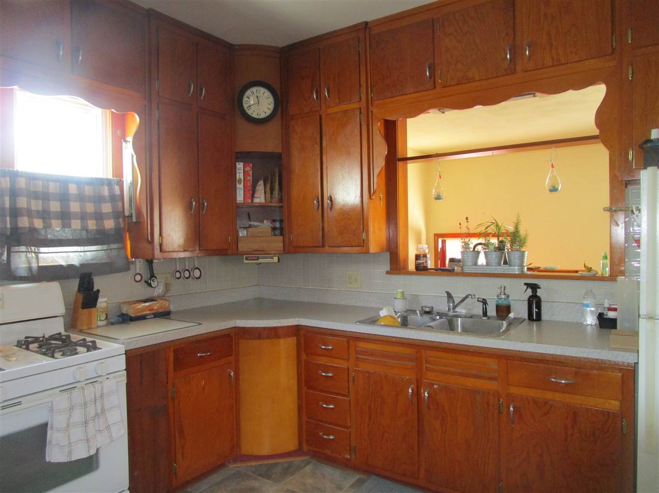 846 East Locust Street Canton, IL 61520 - Photo 14 of 36 Gallery Image 14