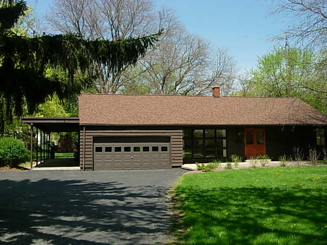 1310 Molitor Road Aurora, IL 60505 - Photo 1 of 25 Gallery Image 1