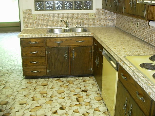 1310 Molitor Road Aurora, IL 60505 - Photo 14 of 25 Gallery Image 14
