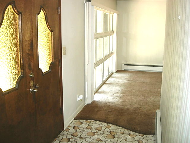 1310 Molitor Road Aurora, IL 60505 - Photo 7 of 25 Gallery Image 7