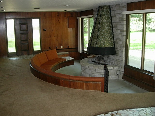 1310 Molitor Road Aurora, IL 60505 - Photo 9 of 25 Gallery Image 9