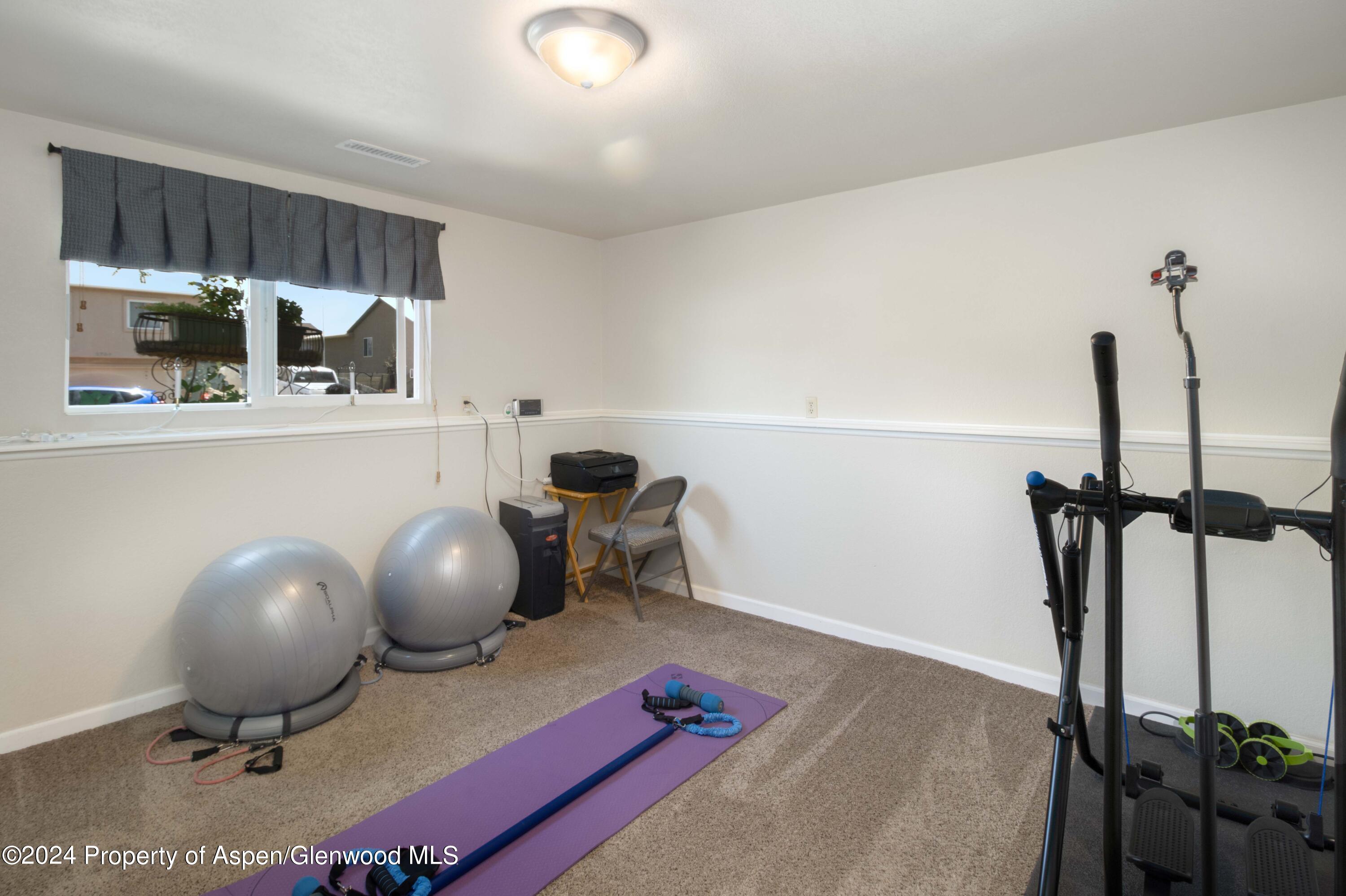 2703 West Avenue Rifle, CO 81650 - Photo 12 of 22 27