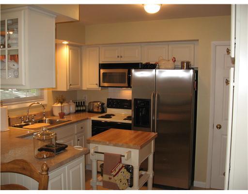 1083 Chaintown Road Scottdale, PA 15683 - Photo 6 of 14 Kitchen.