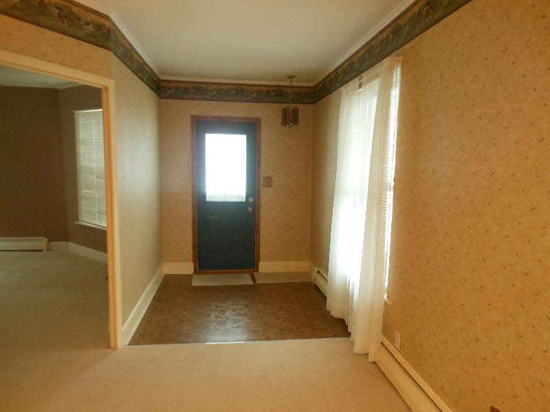 2139 5th Street Bay City, MI 48708 - Photo 8 of 20