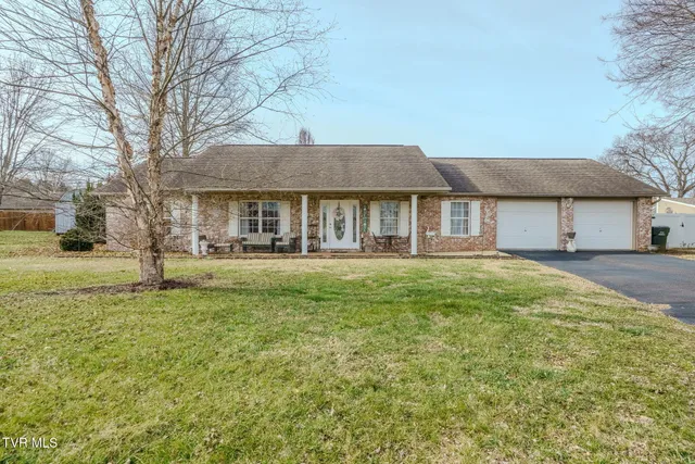 $424,999 | 1705 Primrose Court, Sevierville, TN 37862
