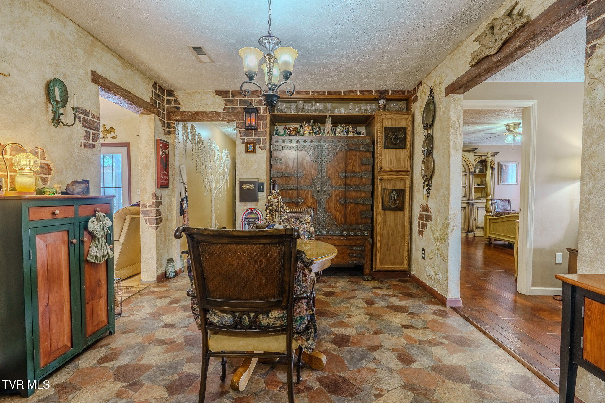 1705 Primrose Court Sevierville, TN 37862 - Photo 13 of 45 4-web-or-mls-_DSC1316-HDR