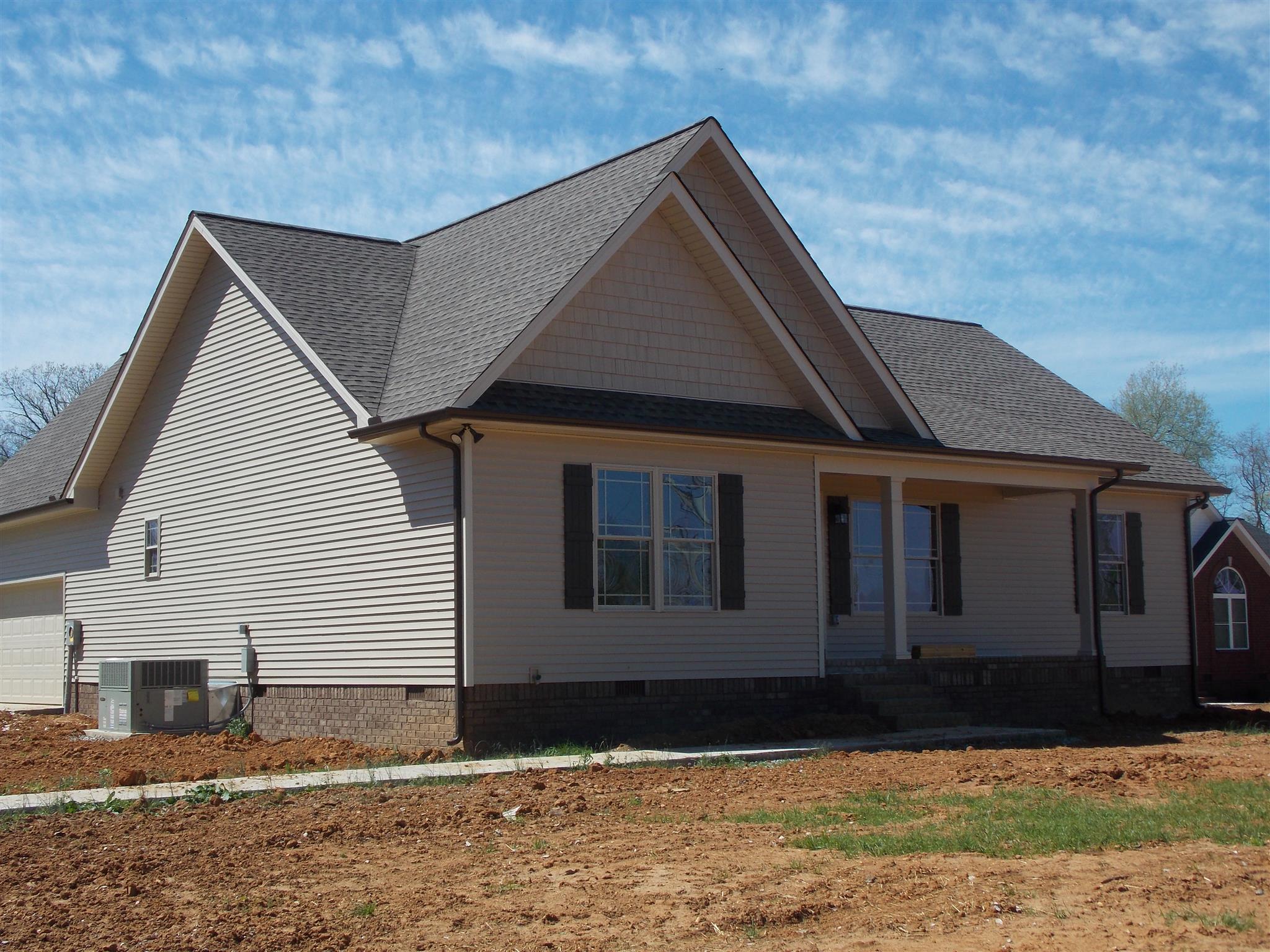400 Goshen Road Lebanon, TN 37087 - Photo 1 of 20 a front view of a house