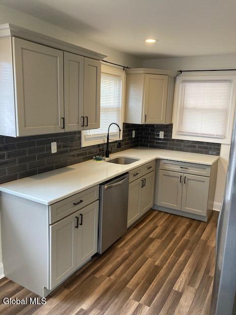 4 Katherine Road, Unit 1 Colonie, NY 12205 - Photo 3 of 11 IMG_2693