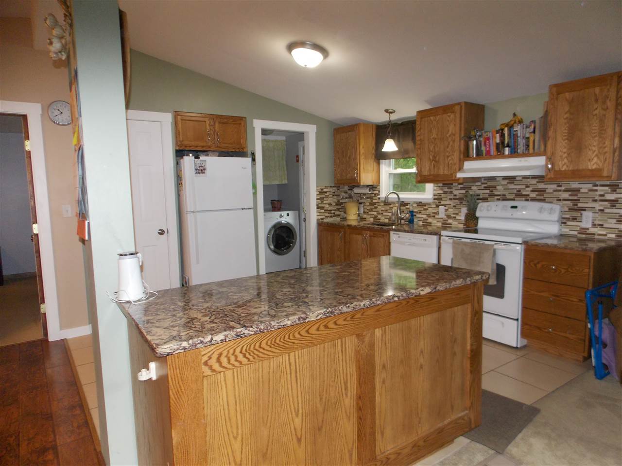 521 Raymond Road Candia, NH 03034 - Photo 4 of 24