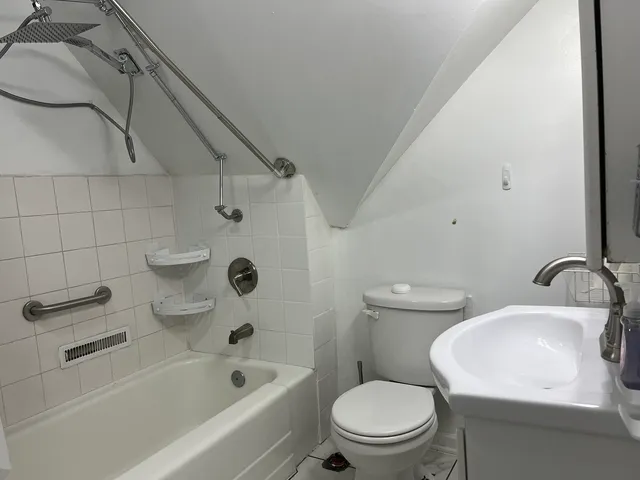 $234,499 | 7748 Newland Avenue, Burbank, IL 60459