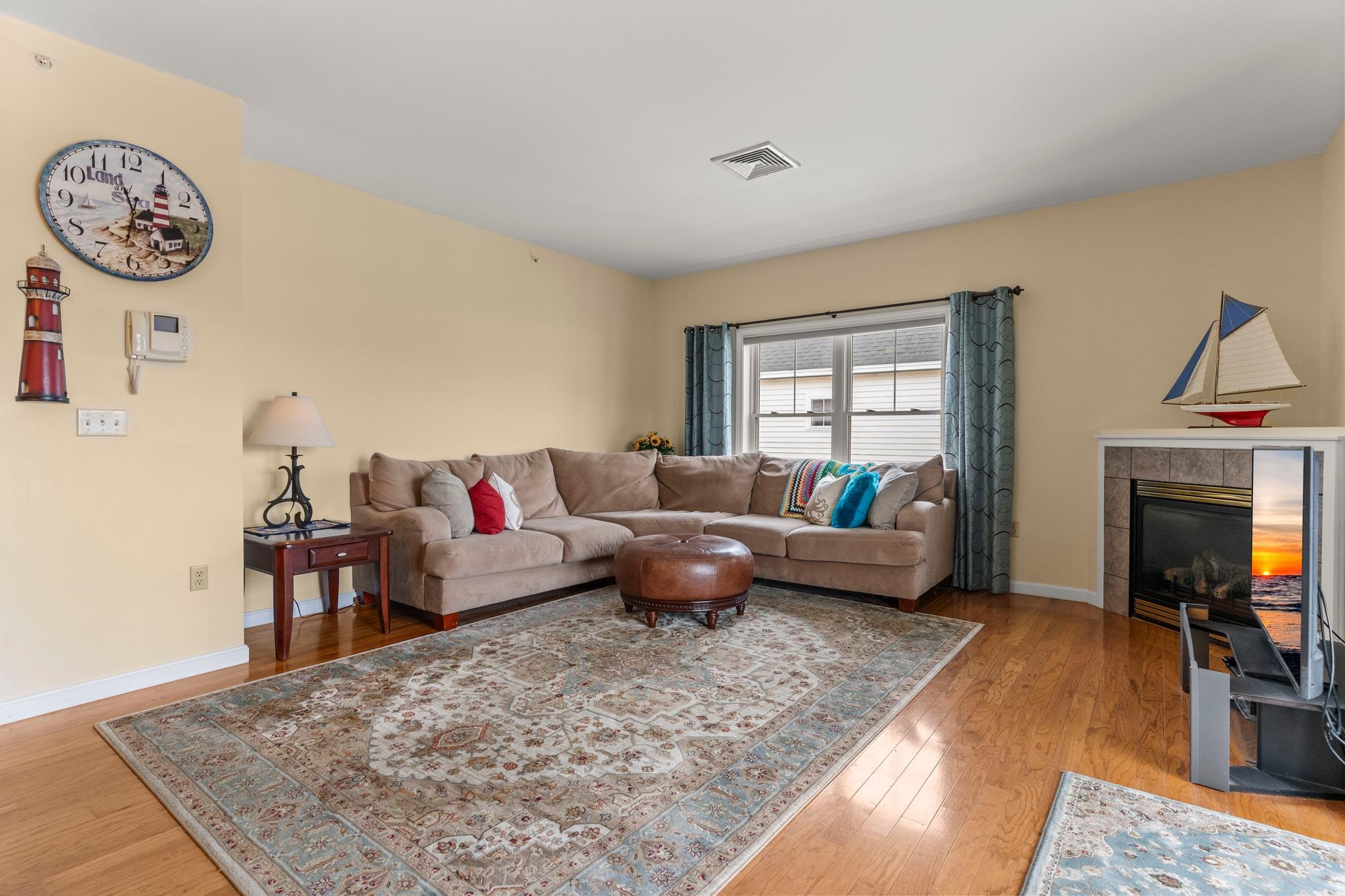 15 K Street, Unit 6 Hampton, NH 03842 - Photo 6 of 39 Gallery Image 6