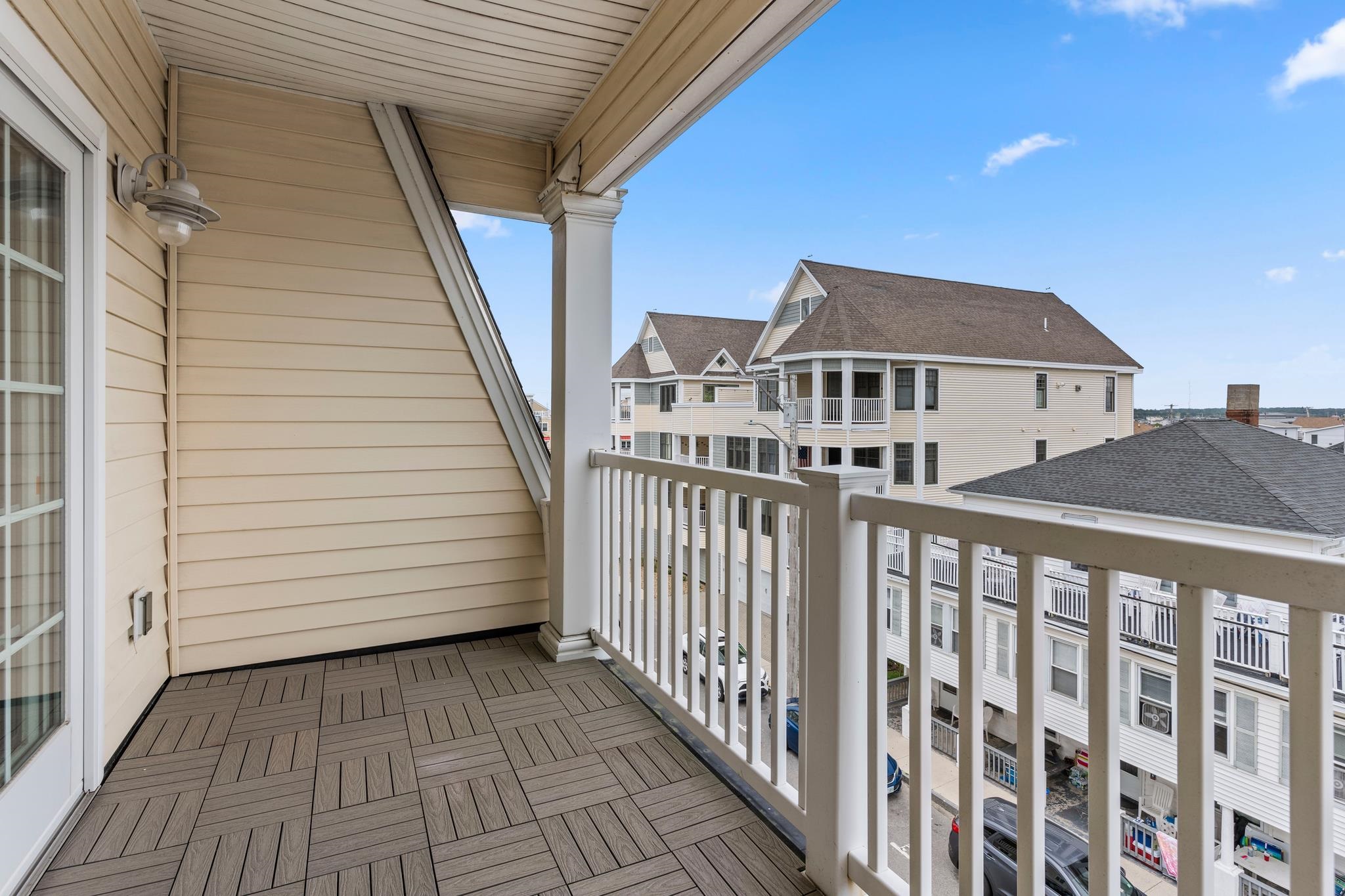 15 K Street, Unit 6 Hampton, NH 03842 - Photo 9 of 39 Gallery Image 9