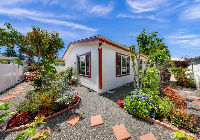 $335,000 | 6350 Portal Way, Unit 20, Ferndale, WA 98248