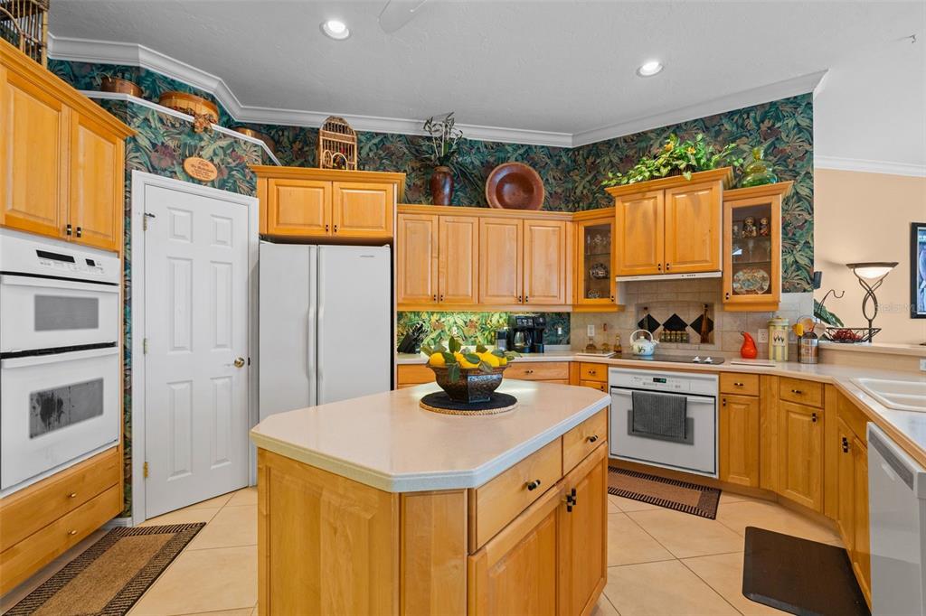 7517 Coventry Court Lakewood Ranch, FL 34202 - Photo 24 of 96