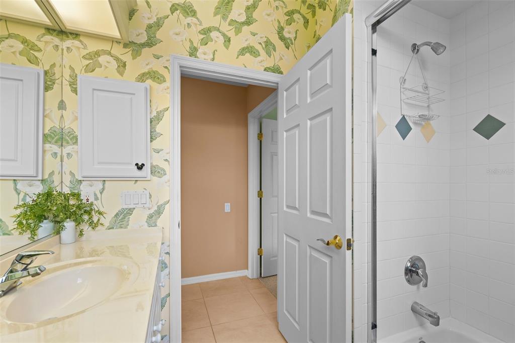 7517 Coventry Court Lakewood Ranch, FL 34202 - Photo 36 of 96