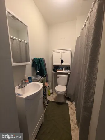 $1,200 | 106 South Patterson Park Avenue, Unit 2F, Baltimore, MD 21231