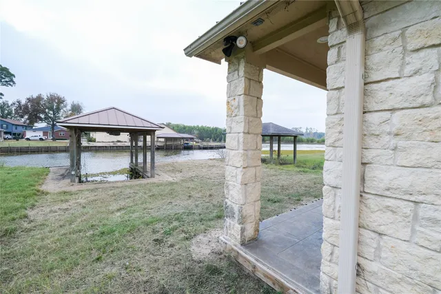 $230,000 | 63 Lakeway Drive, Trinity, TX 75862
