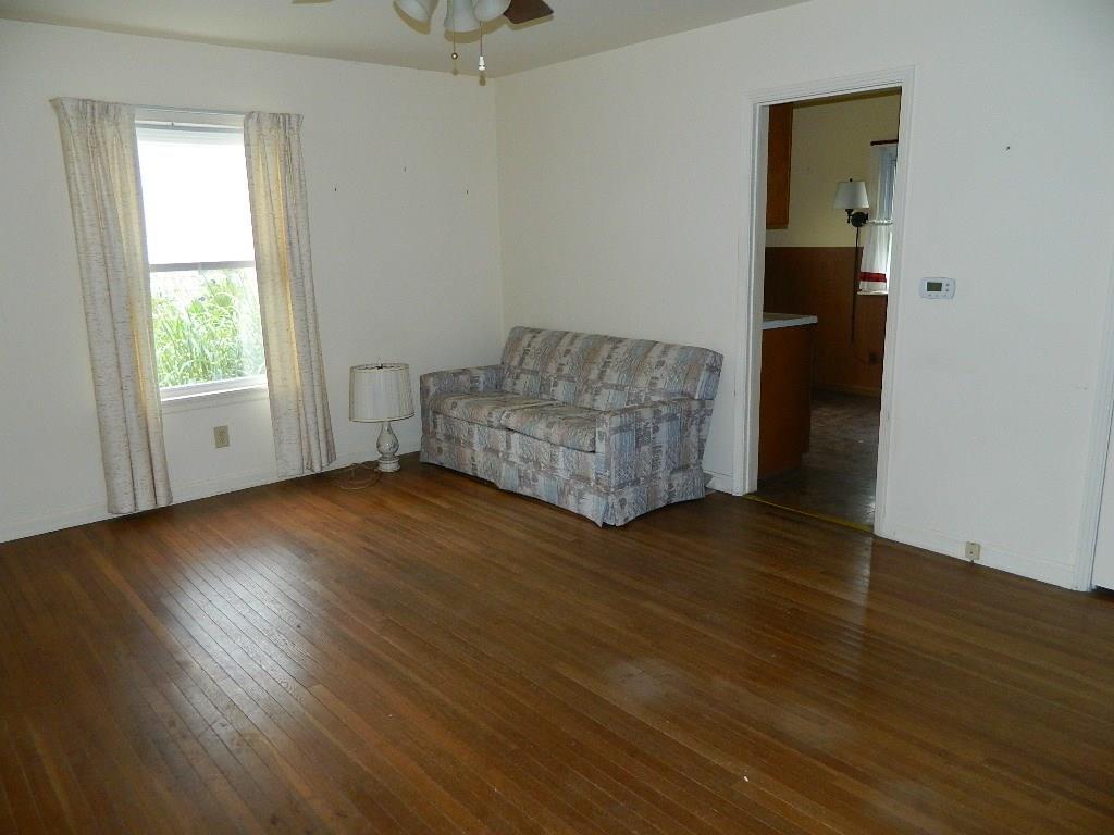 1412 Amherst Road Springfield, OH 45504 - Photo 5 of 23 Gallery Image 5