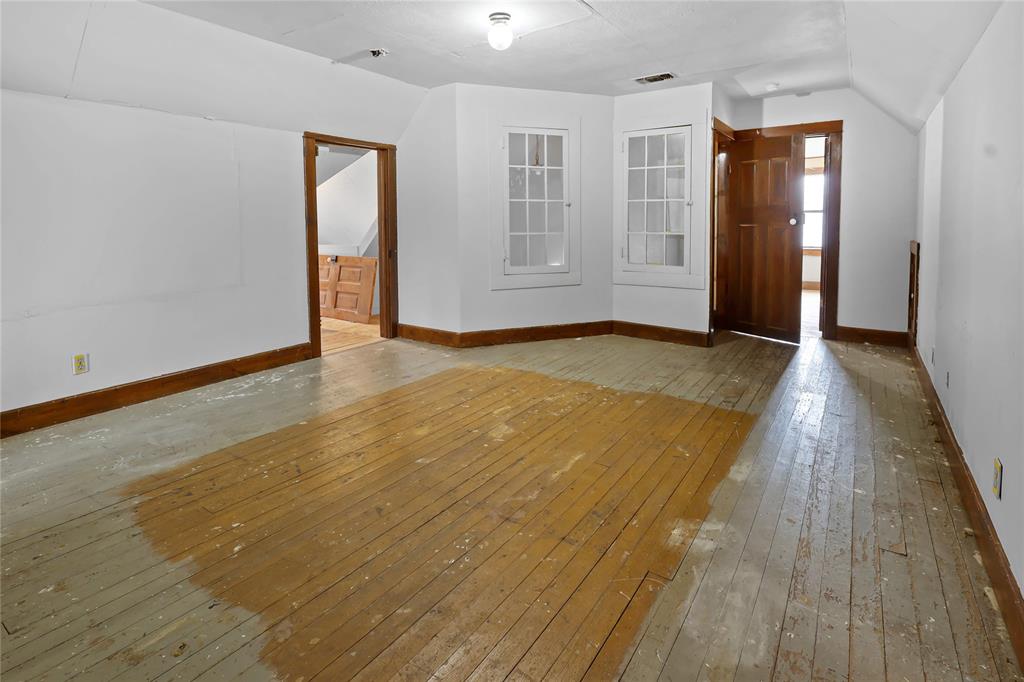 401 West Maple Street Whitewright, TX 75491 - Photo 18 of 31