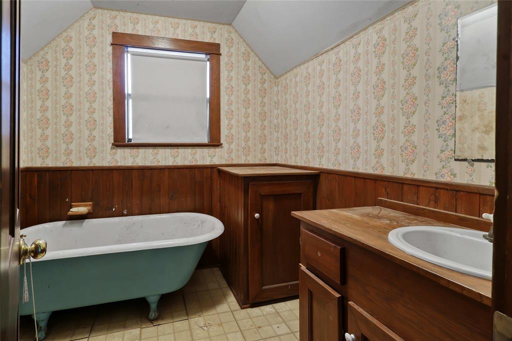 401 West Maple Street Whitewright, TX 75491 - Photo 24 of 31