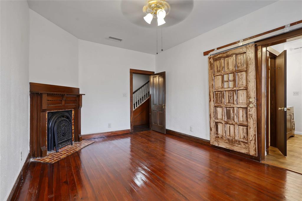 401 West Maple Street Whitewright, TX 75491 - Photo 5 of 31