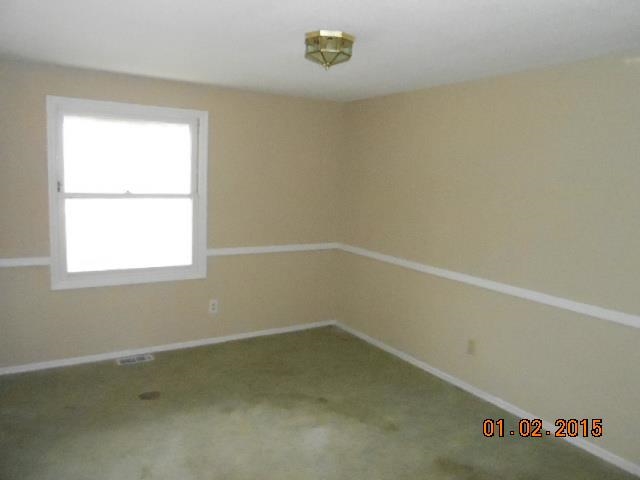 704 South Morrison Road Muncie, IN 47304 - Photo 6 of 13 Gallery Image 6