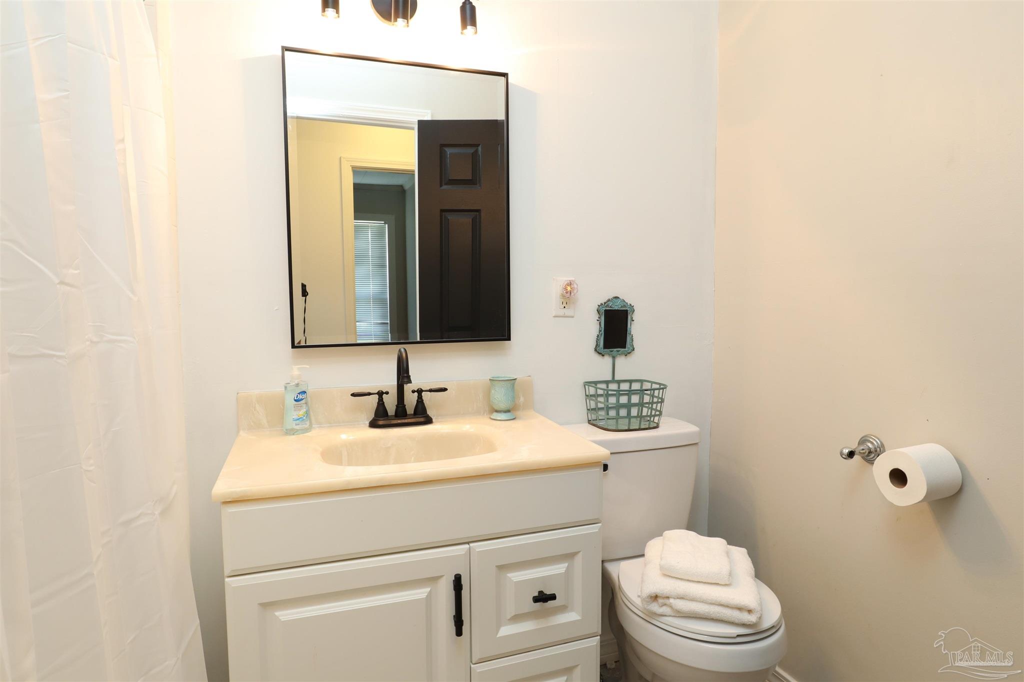 2351 Dunsford Road Jay, FL 32565 - Photo 18 of 49 Gallery Image 18