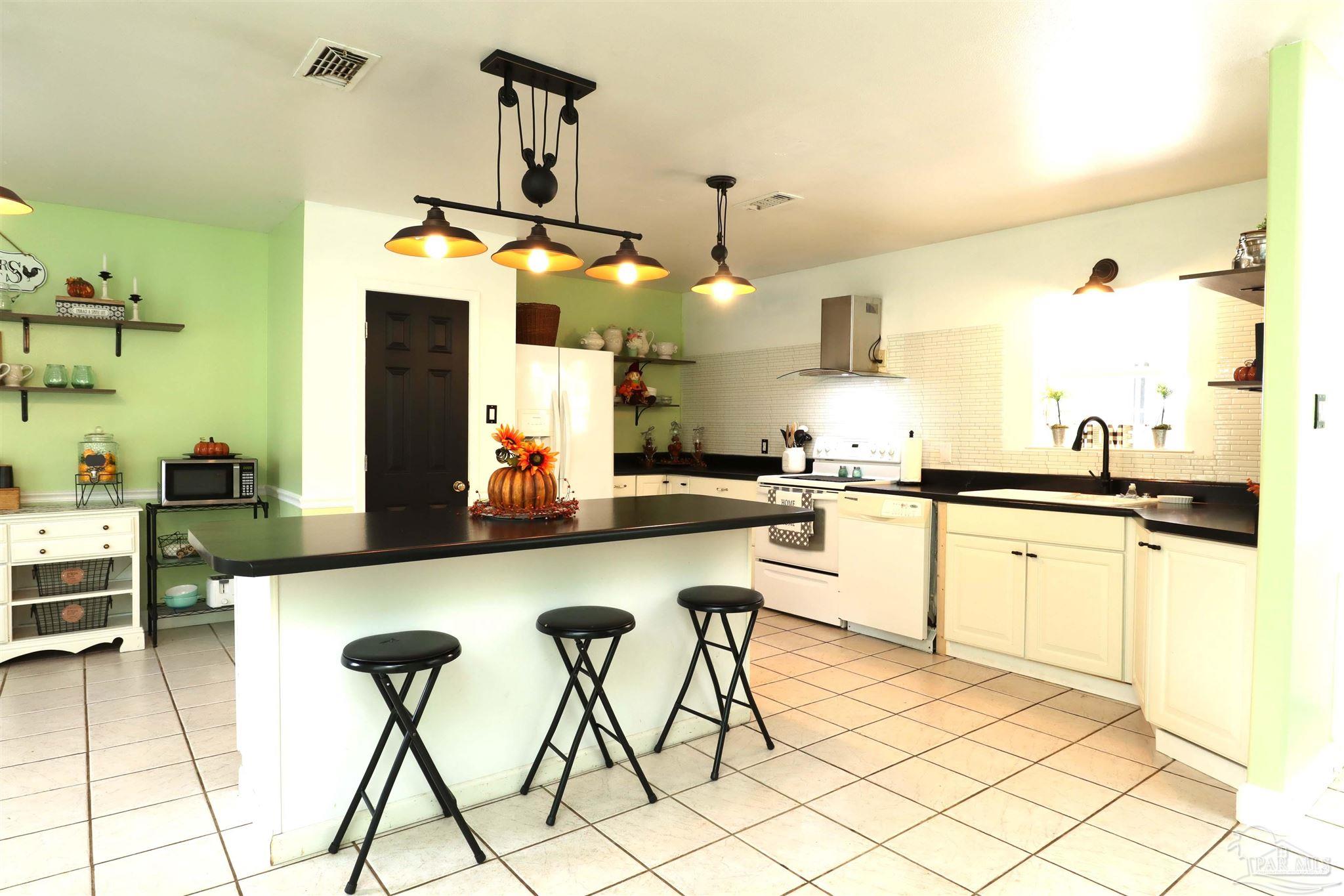 2351 Dunsford Road Jay, FL 32565 - Photo 6 of 49 Gallery Image 6
