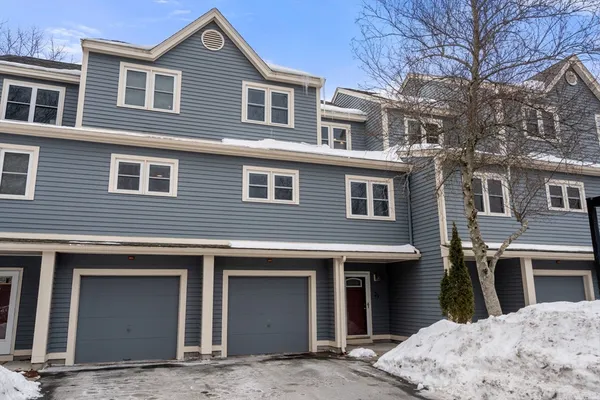 $569,000 | 21 Oak Leaf Way, Unit 21, Peabody, MA 01960