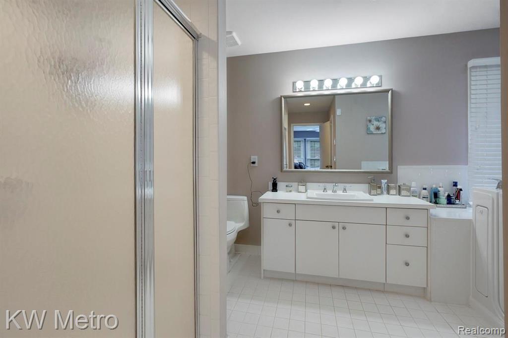 36915 Valley Ridge Drive Farmington Hills, MI 48331 - Photo 25 of 39
