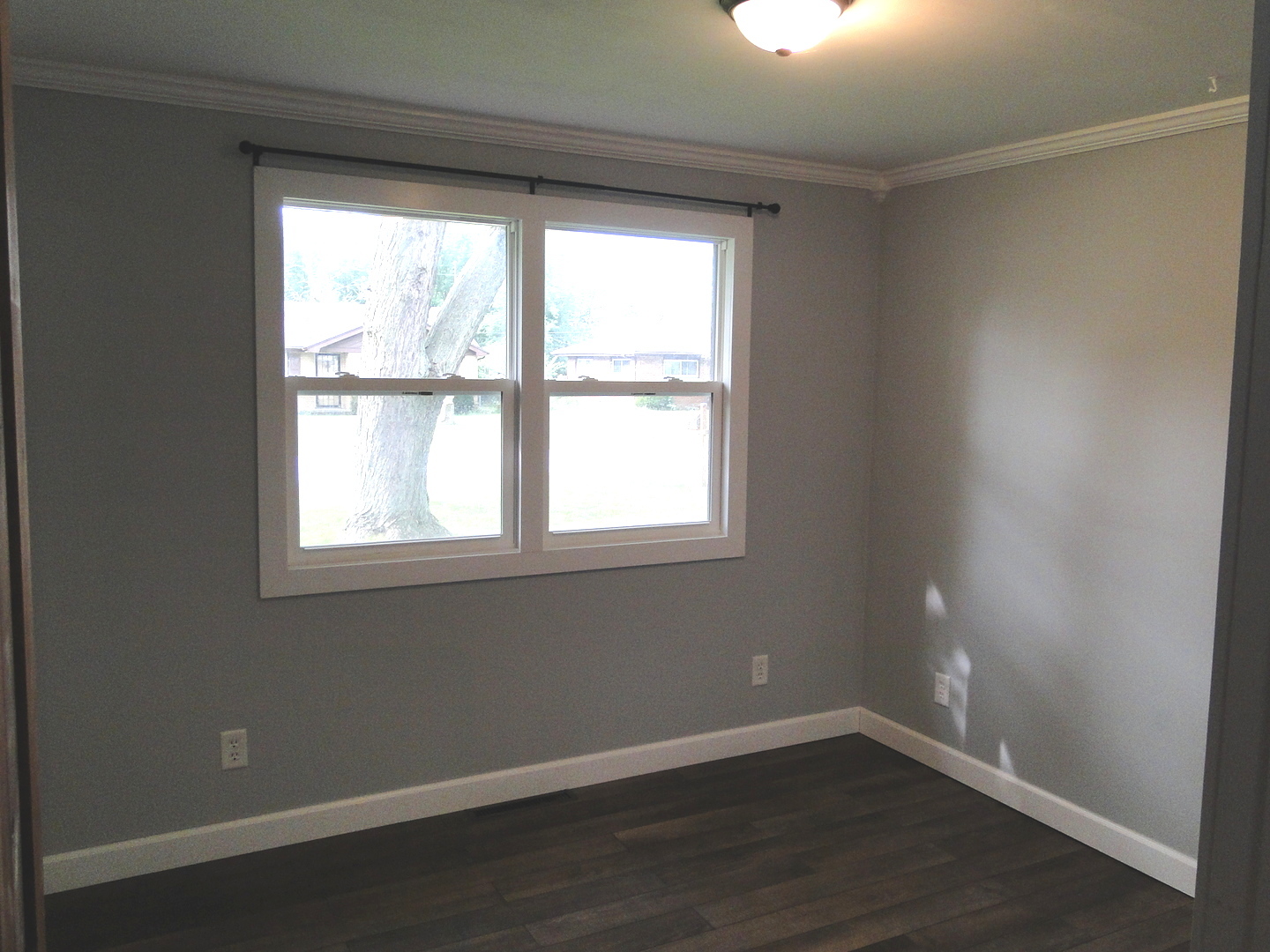 839 County Rd S 419 East Kankakee, IL 60901 - Photo 15 of 20 an empty room with wooden floor and windows