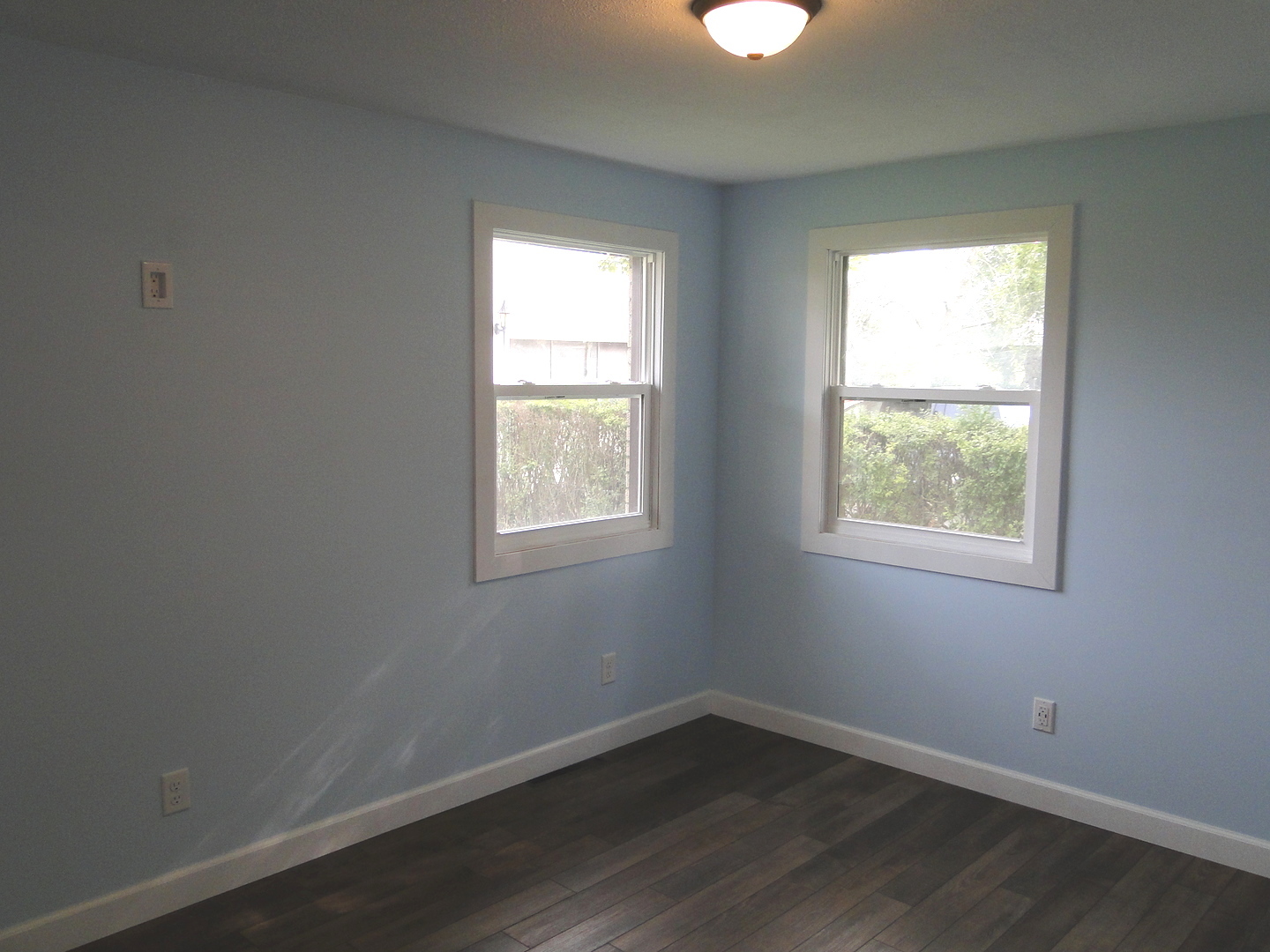 839 County Rd S 419 East Kankakee, IL 60901 - Photo 16 of 20 an empty room with a window