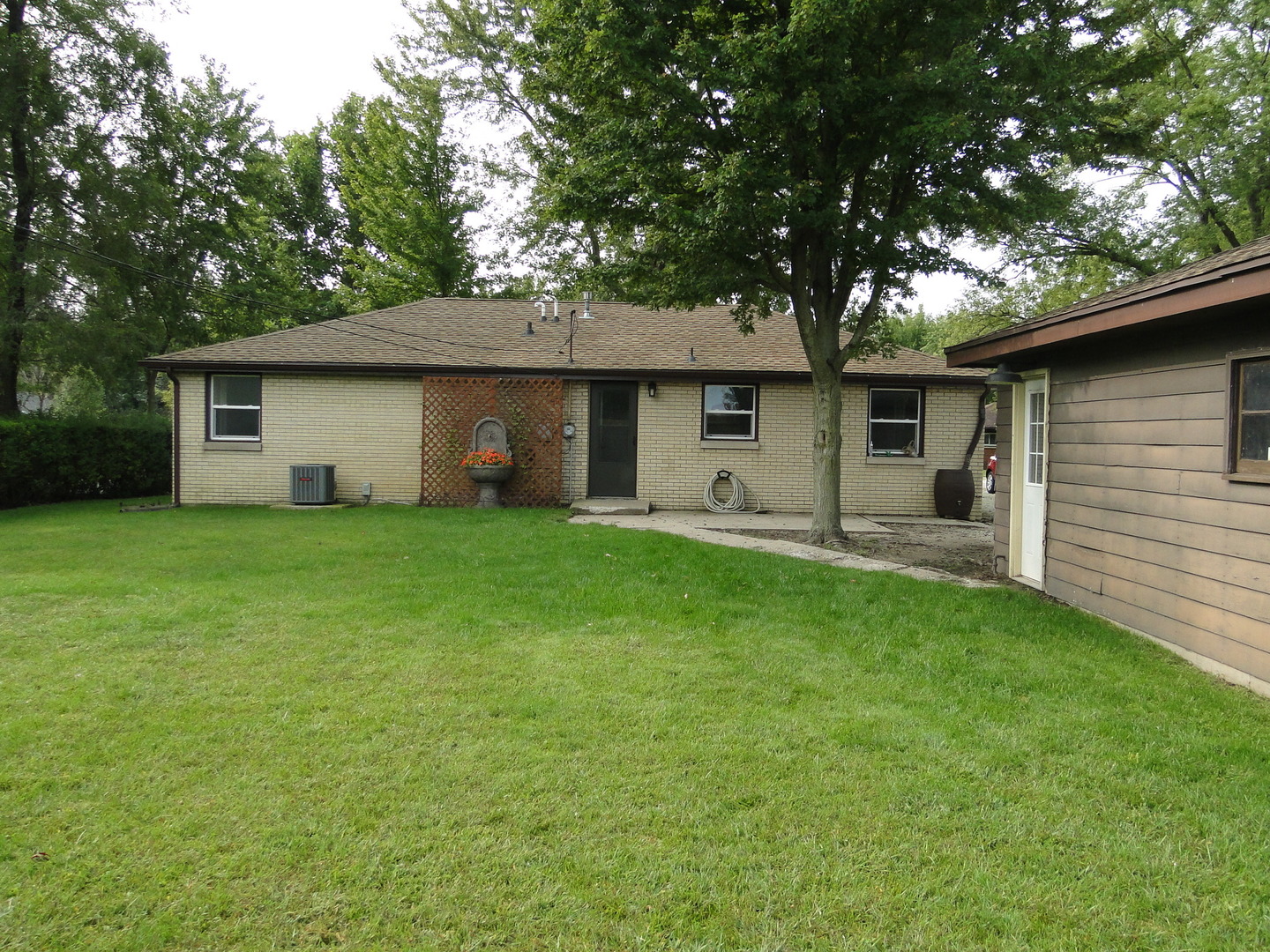 839 County Rd S 419 East Kankakee, IL 60901 - Photo 20 of 20 a house view with a garden space