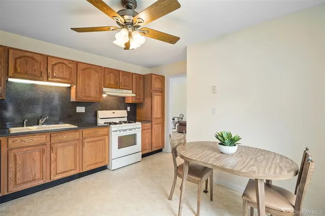 $609,000 | 798 Heritage Hills, Unit D, Somers, NY 10589