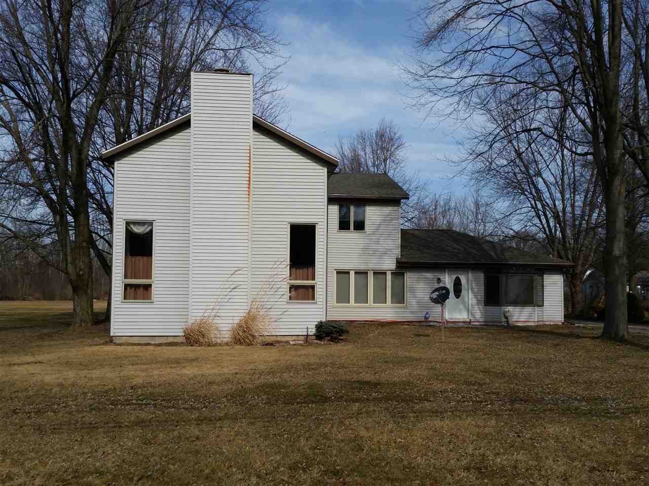 2325 East Tillman Road Fort Wayne, IN 46816 - Photo 1 of 25
