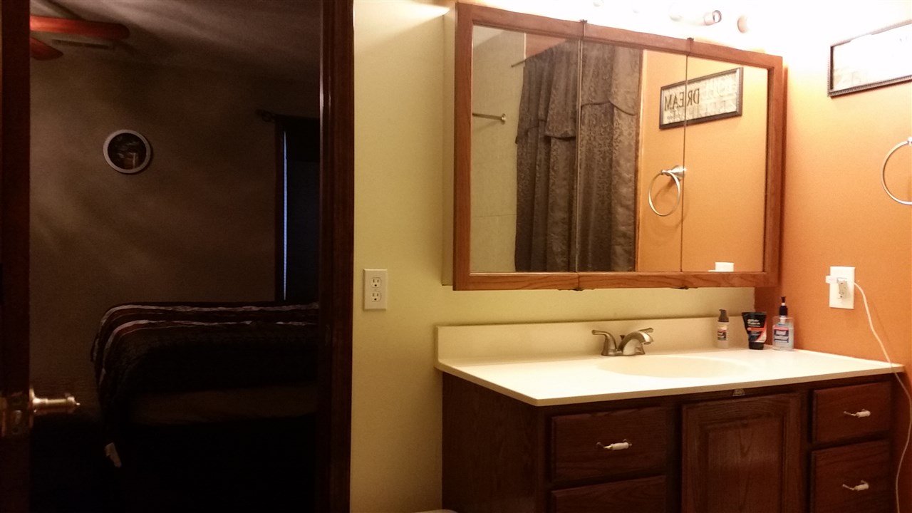 2325 East Tillman Road Fort Wayne, IN 46816 - Photo 17 of 25