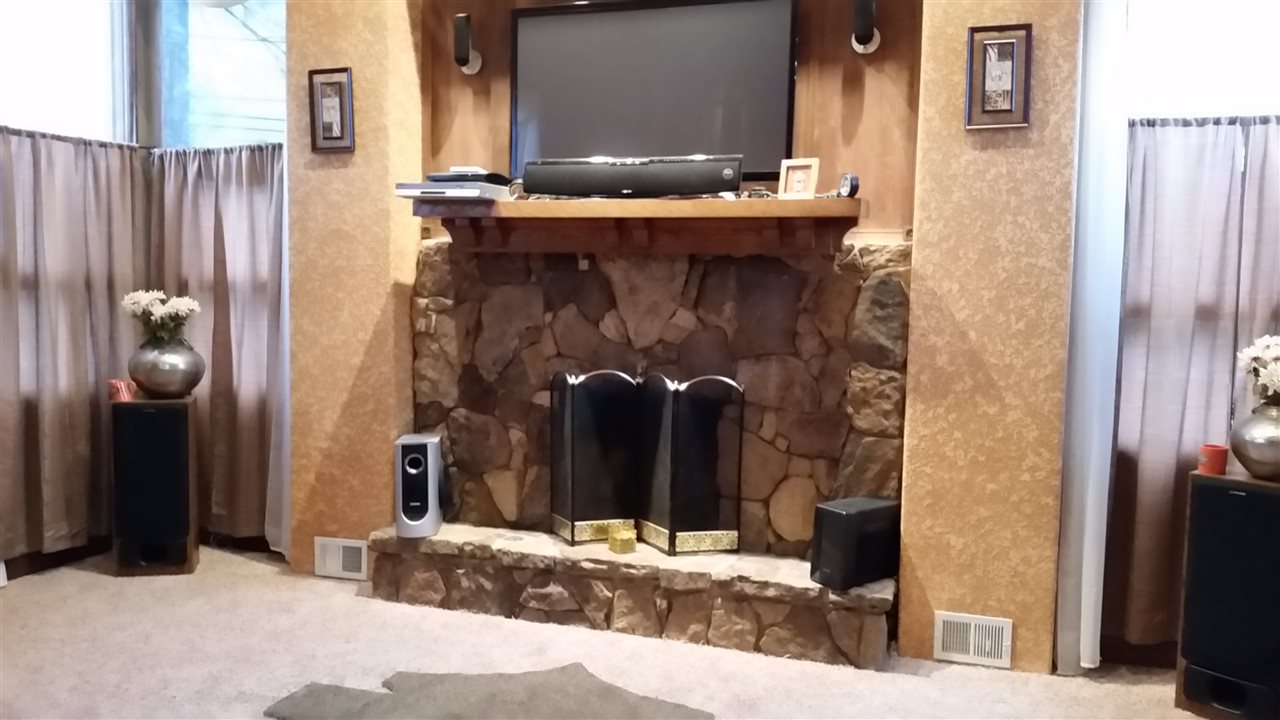 2325 East Tillman Road Fort Wayne, IN 46816 - Photo 5 of 25