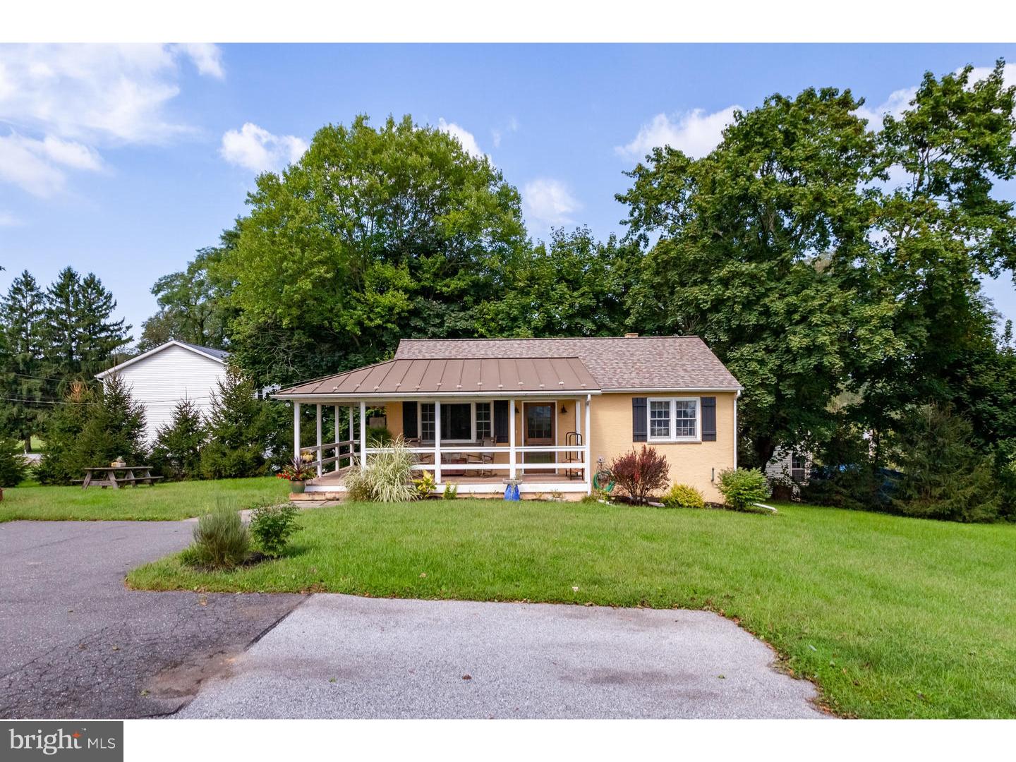 1035 Doe Run Road Coatesville, PA 19320 - Photo 5 of 20 Exterior Side