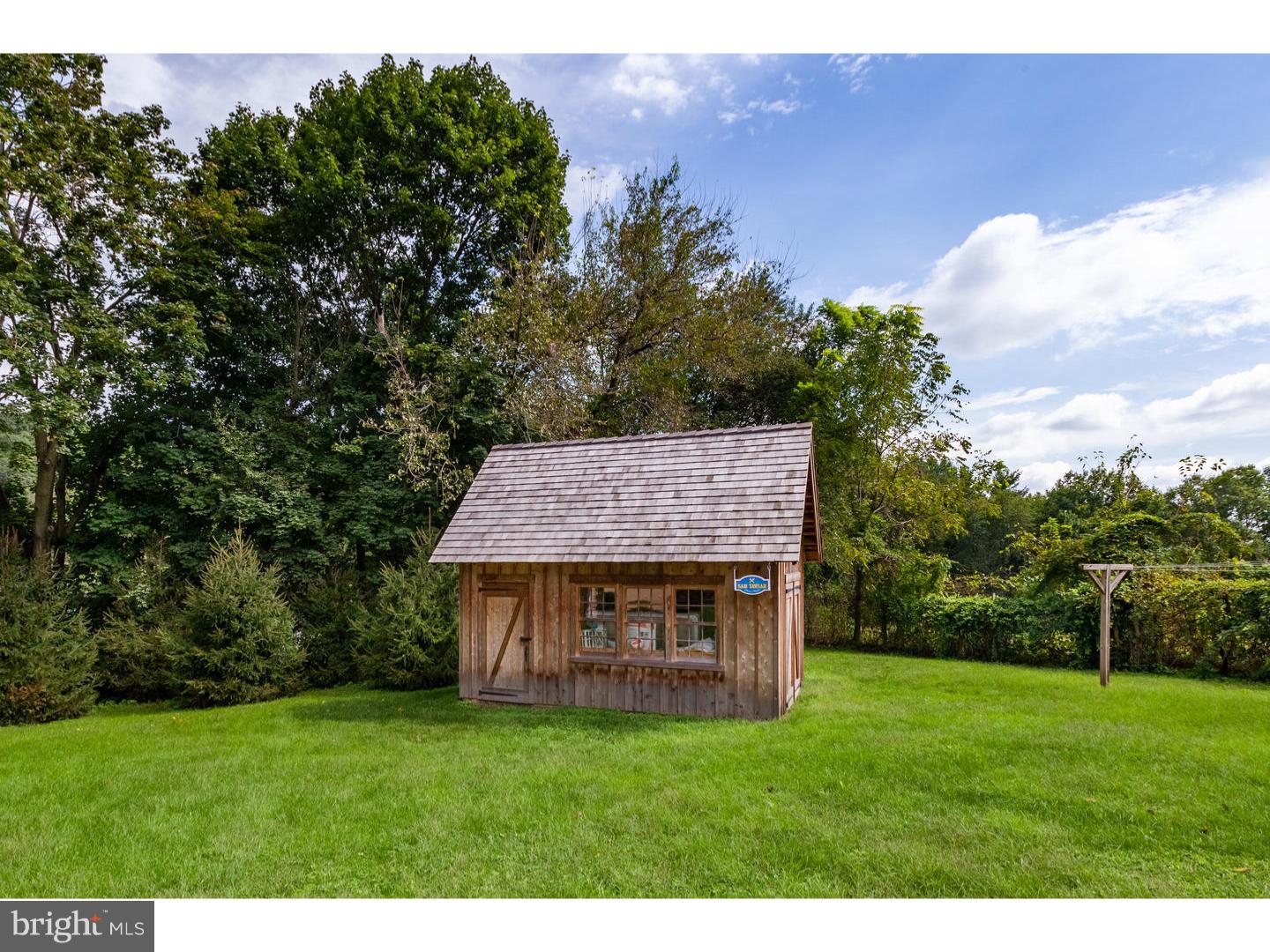 1035 Doe Run Road Coatesville, PA 19320 - Photo 6 of 20 Barn