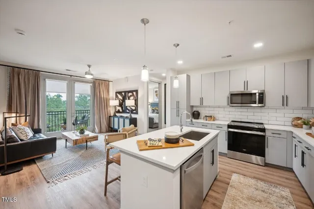 $1,500 | 5580 Farrington Road, Unit A1, Chapel Hill, NC 27517