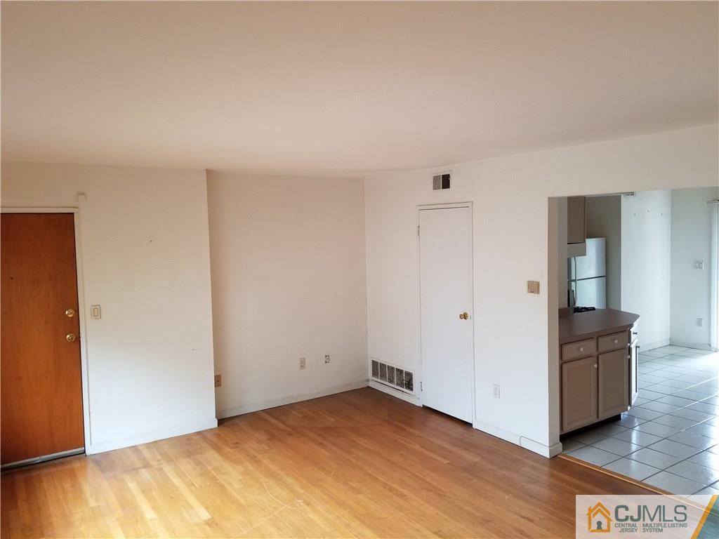 182 Evergreen Road, Unit 16A Edison, NJ 08837 - Photo 11 of 17 Gallery Image 11