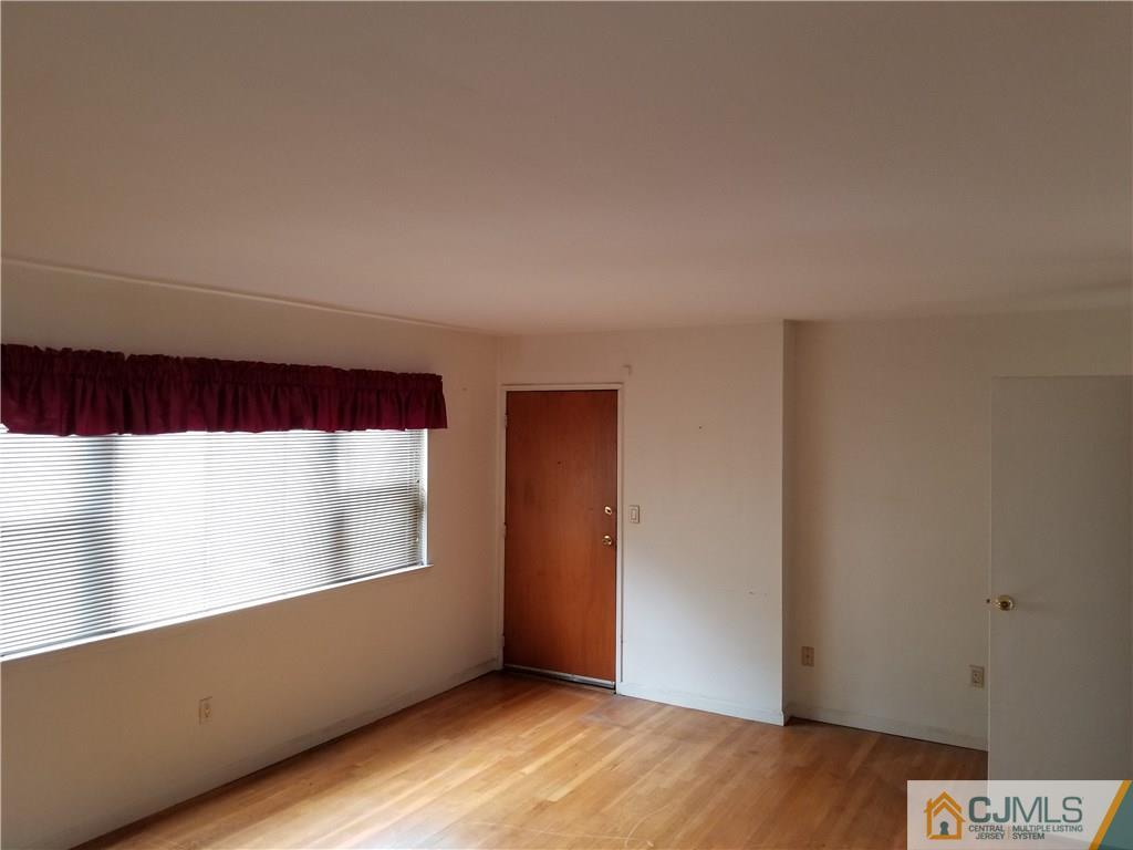 182 Evergreen Road, Unit 16A Edison, NJ 08837 - Photo 9 of 17 Gallery Image 9