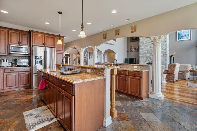 $1,200,000 | 4220 Northgate Drive, Spring Grove, IL 60081