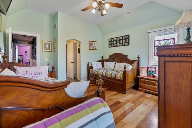 $1,200,000 | 4220 Northgate Drive, Spring Grove, IL 60081