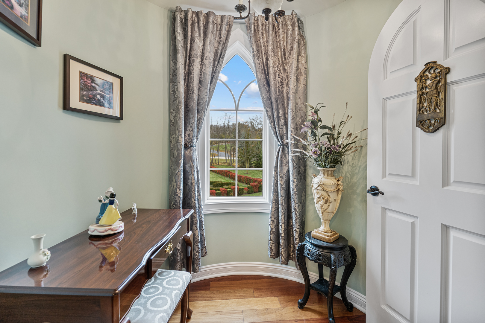 4220 Northgate Drive Spring Grove, IL 60081 - Photo 41 of 105 a view of a workspace with furniture and a window