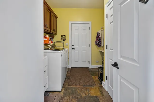 $1,200,000 | 4220 Northgate Drive, Spring Grove, IL 60081