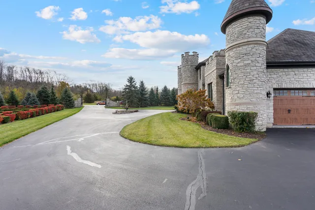$1,200,000 | 4220 Northgate Drive, Spring Grove, IL 60081